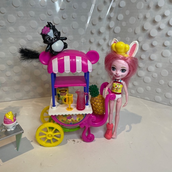Enchantimals 🍍🧃Fruit Cart with Shopkins 🍦Peppa Mint Ice Cream Cart - Picture 2 of 11